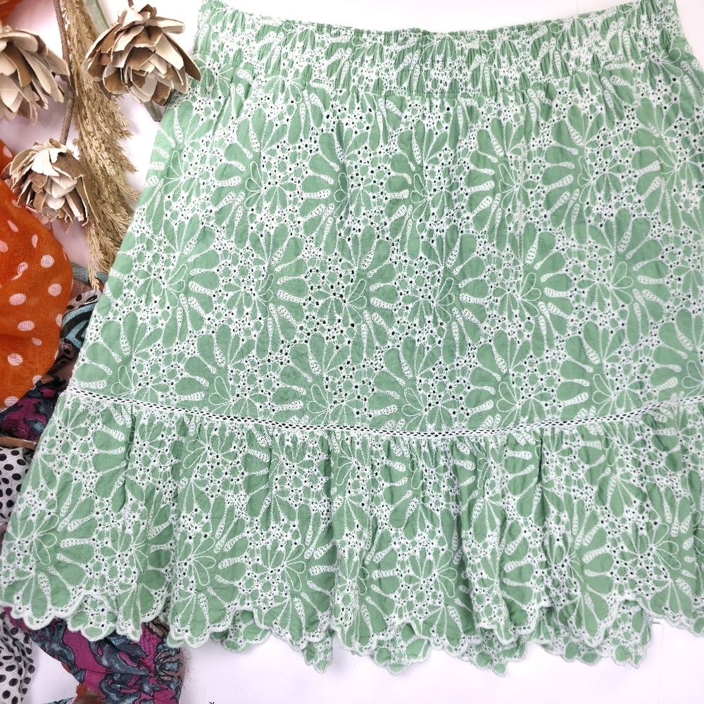 Loft Mint Green White Lace Skirt Sz M